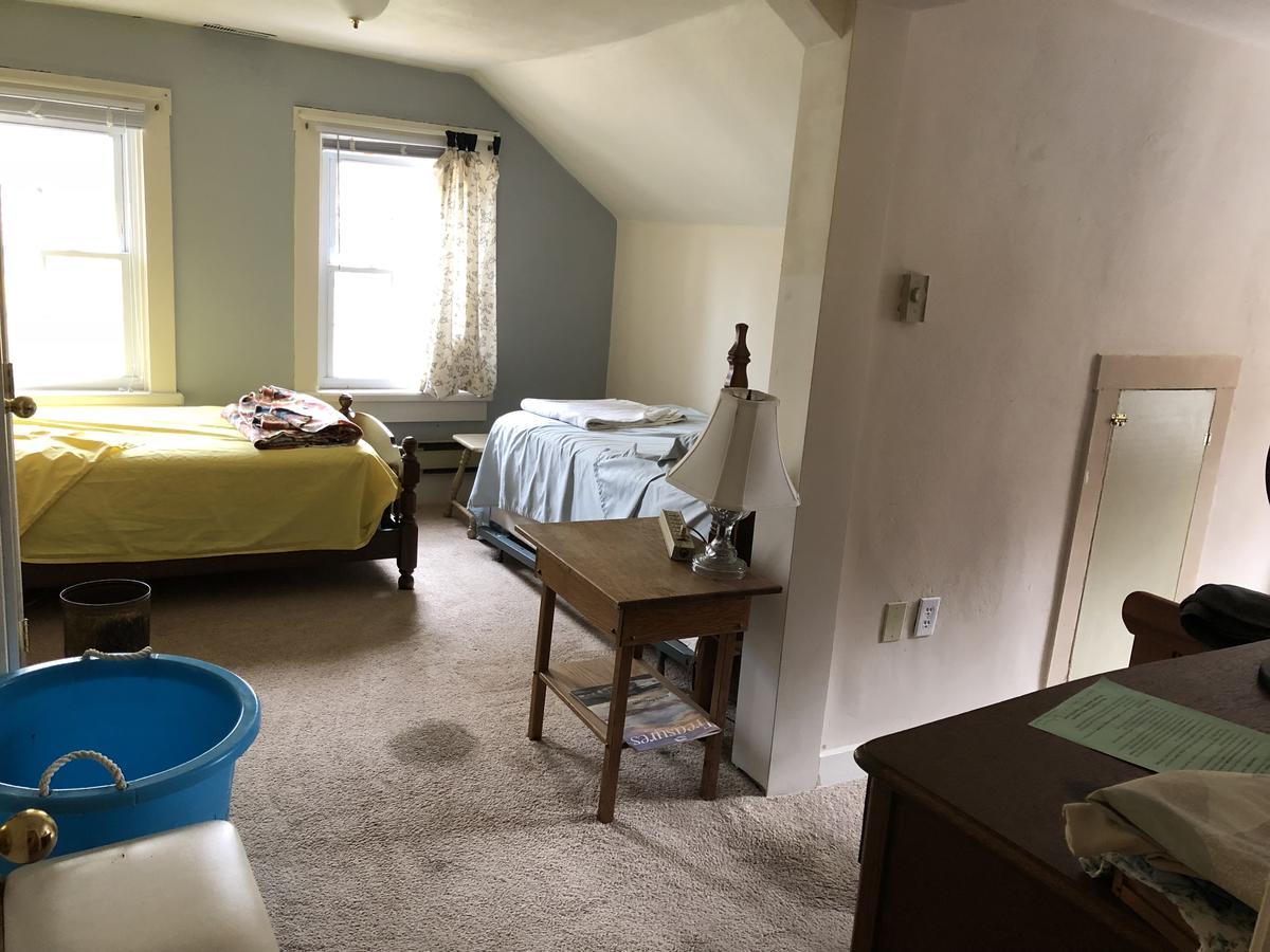 Open Arms Hostel & Inn Лурей Экстерьер фото